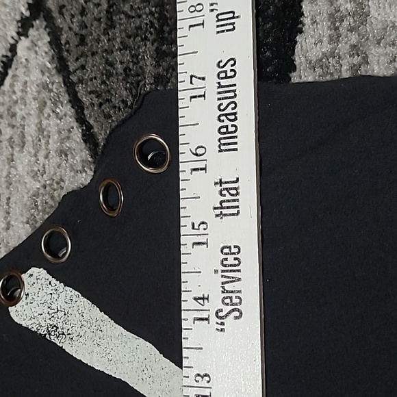 JOHNNY RAMONE RAW-EDGE SILVER GROMMETS GRAPHIC DESIGN TANK-TOP - Picture 6 of 9